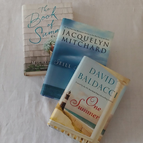 Bundle Hardback Beach Theme Books - Picture 8 of 8